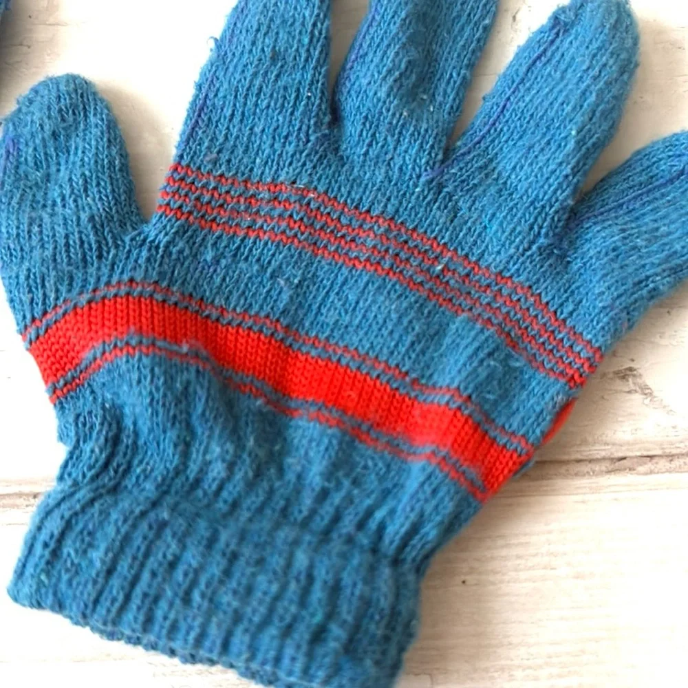 L.L. Bean Kids Wool Blend Mittens Winter Gloves Boys Blue Red Fits 3-7 Years NEW